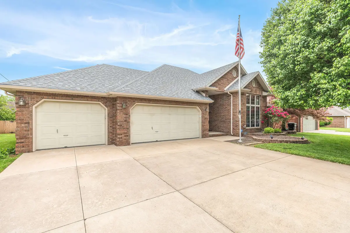 2170 E Inman Street, Springfield, MO 65804 - #1