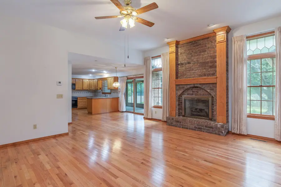 2170 E Inman Street, Springfield, MO 65804 - #3