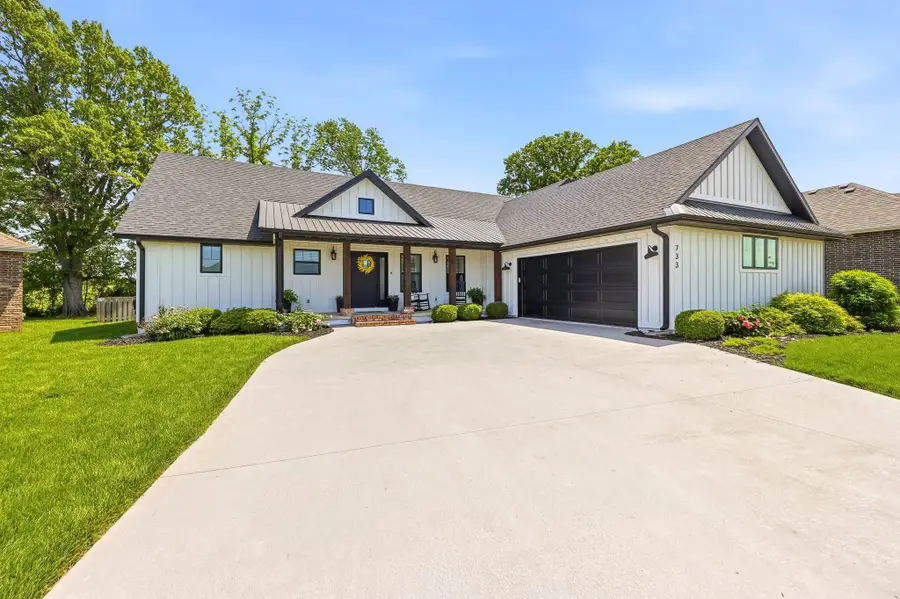733 N Fox Hill Circle, Nixa, MO 65714 - #2