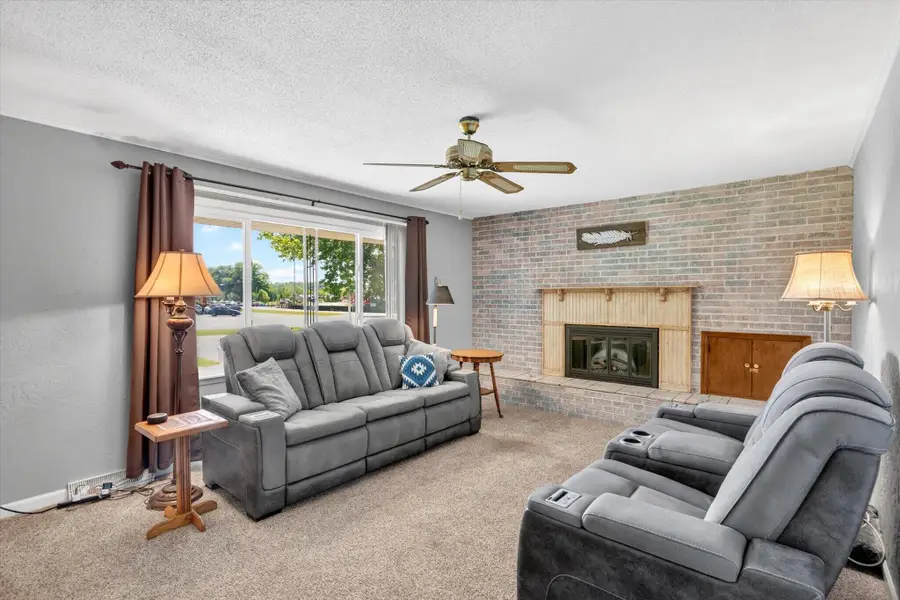 711 N 13th Street, Ozark, MO 65721 - #3