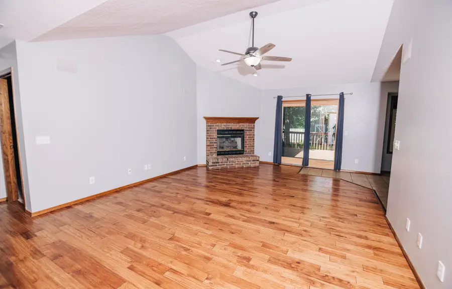 3675 S Lexus Avenue, Springfield, MO 65807 - #3