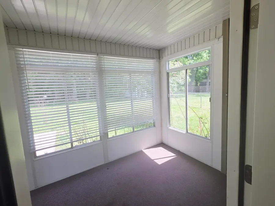 438 S Lulwood Avenue, Springfield, MO 65802 - #2