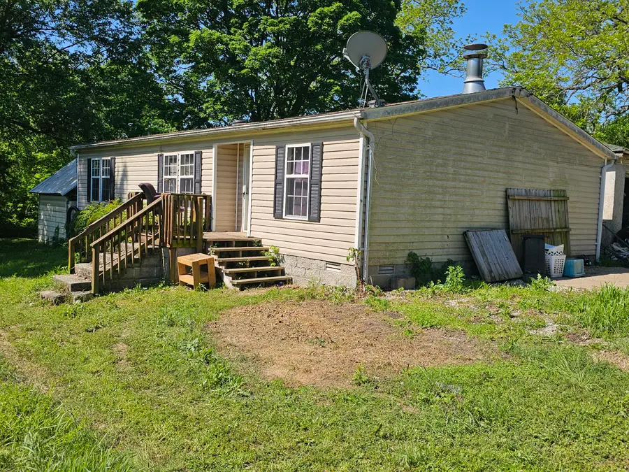 509 E Main Street, Humansville, MO 65674 - #2
