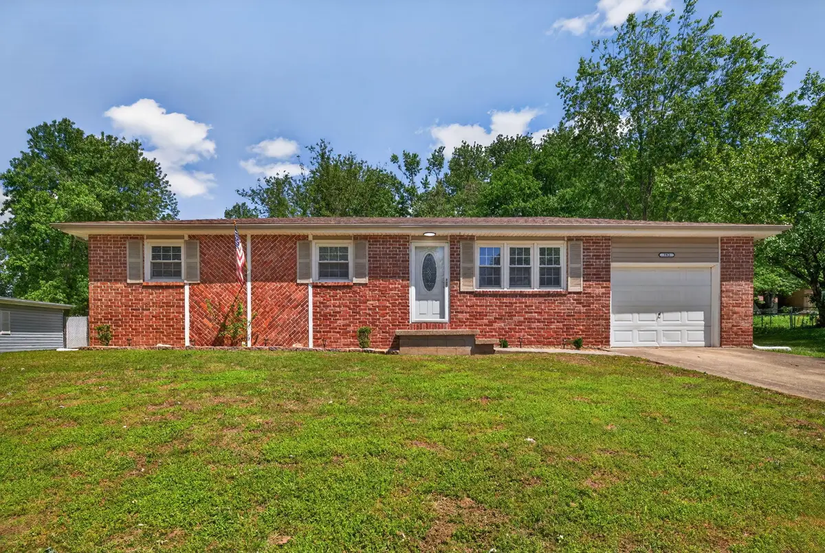 202 N Elmwood Avenue, Republic, MO 65738 - #1