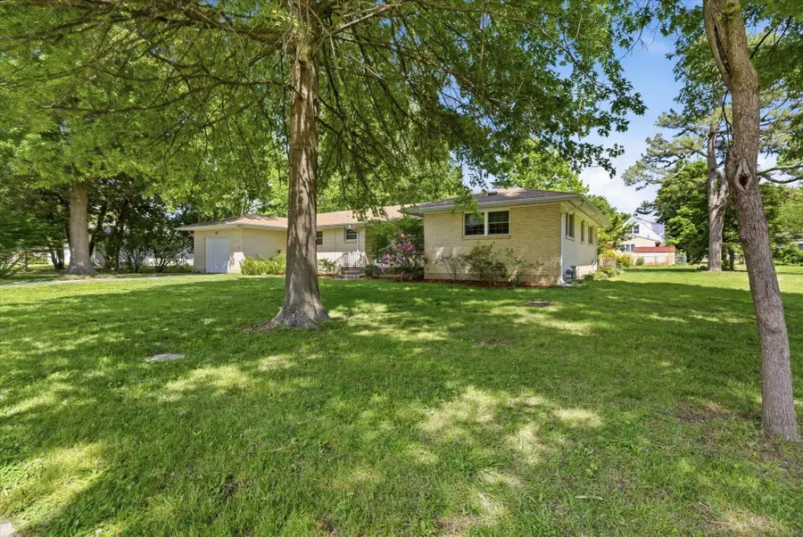 405 Grand Street, Monett, MO 65708 - #3