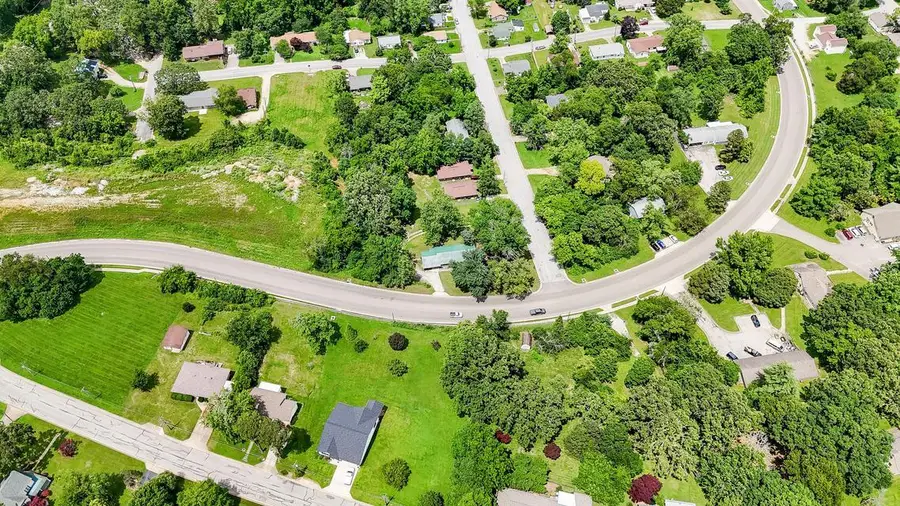 705 Preacher Roe Boulevard, West Plains, MO 65775 - #3