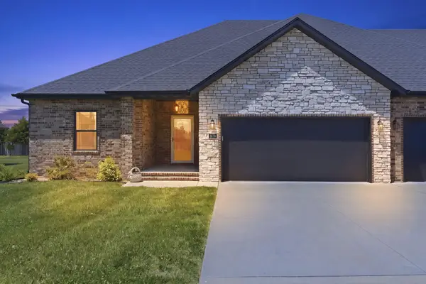 3579 W Camelot Street, Springfield, MO 65807
