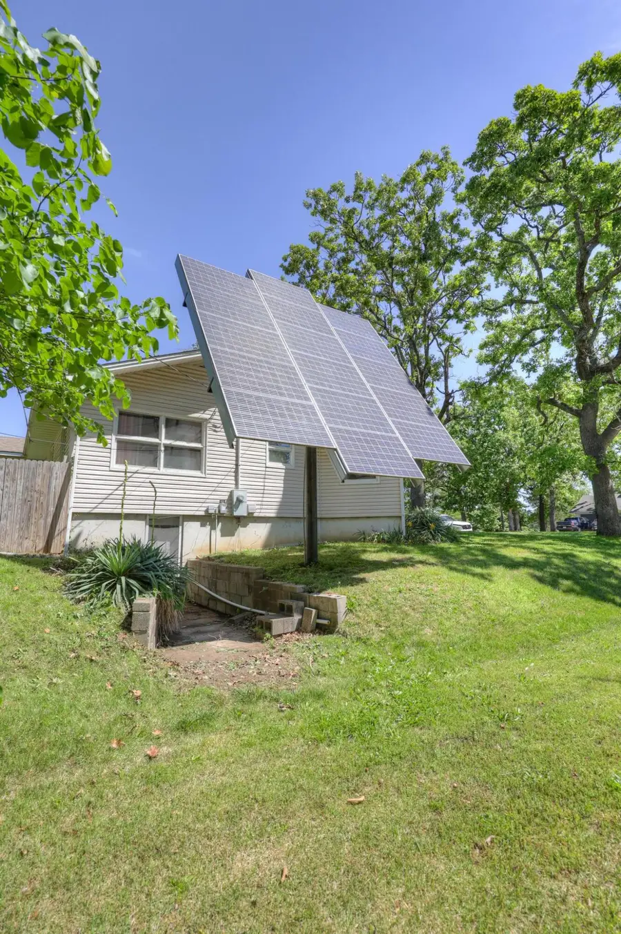 1100 S Ripley Street, Neosho, MO 64850 - #2