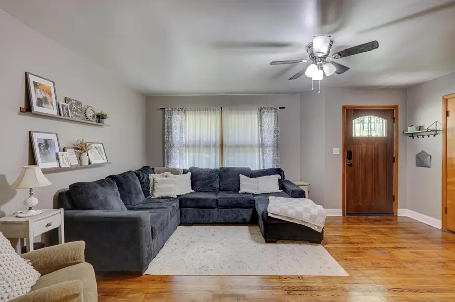 1100 S Ripley Street, Neosho, MO 64850 - #3