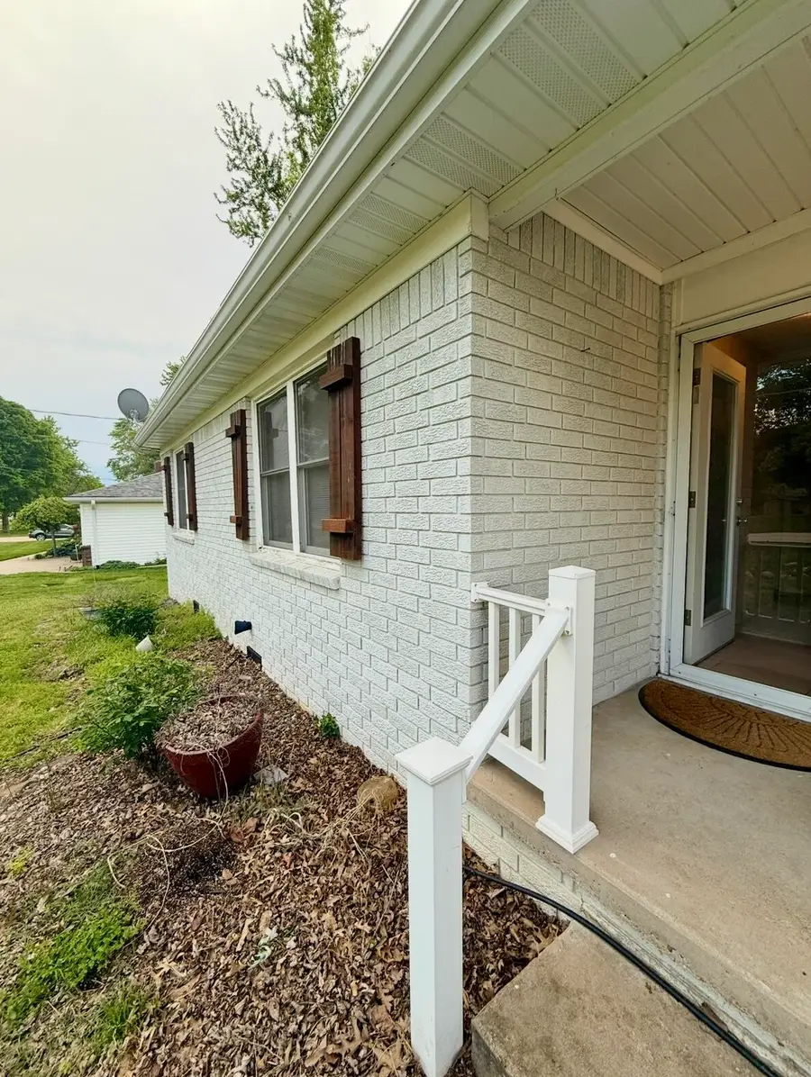 203 N Ellen Street, Nixa, MO 65714 - #2