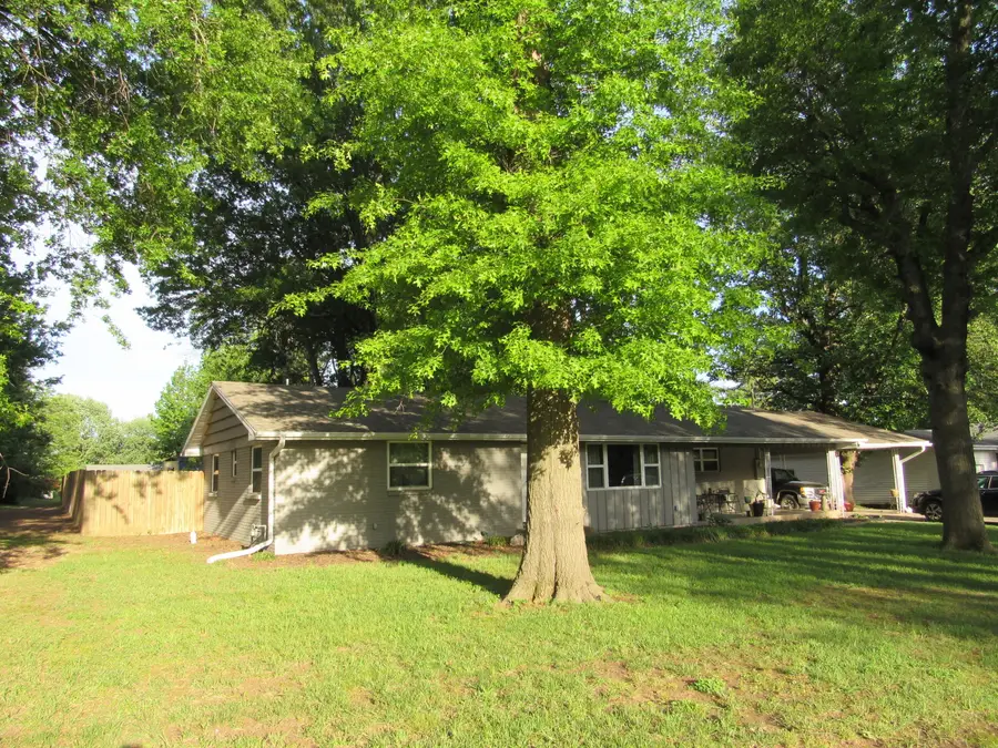 1101 13th Street, Monett, MO 65708 - #3