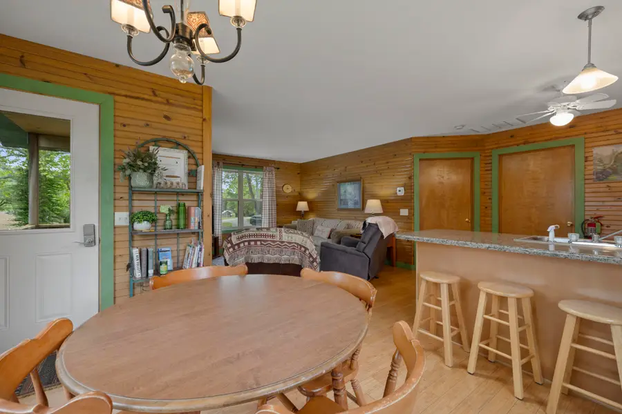 195 Edgewater Circle, Forsyth, MO 65653 - #3