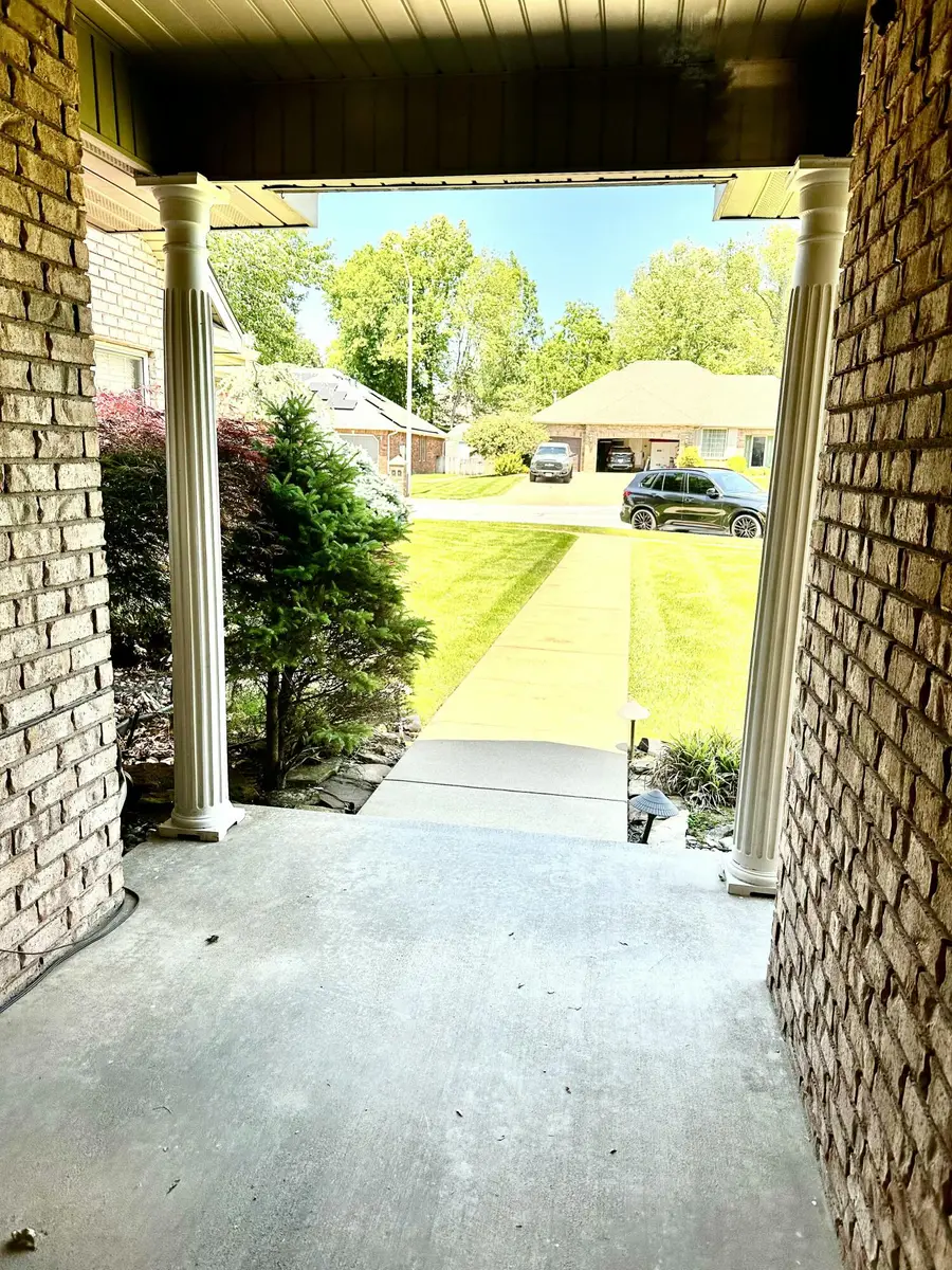 2282 W Camino Alto Street, Springfield, MO 65810 - #3