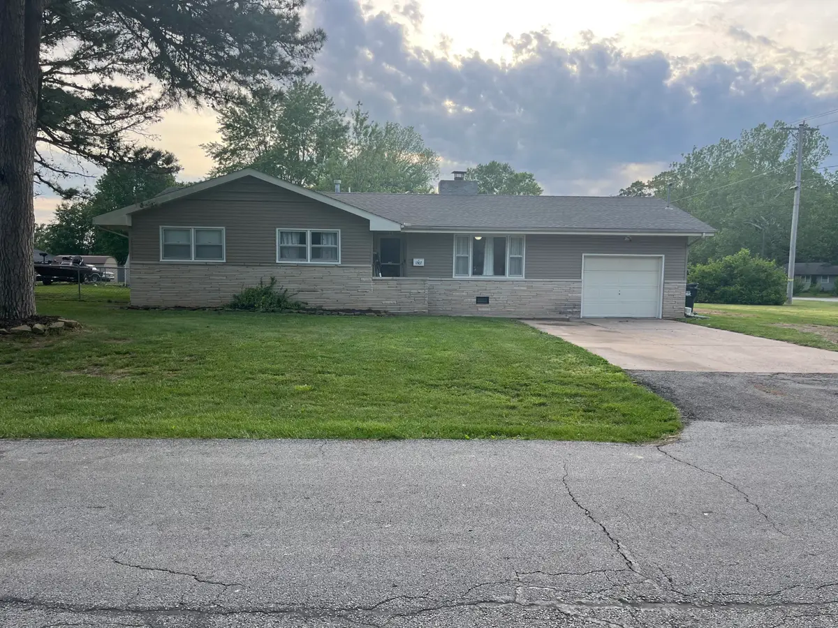 1307 Porter Avenue, Aurora, MO 65605 - #1