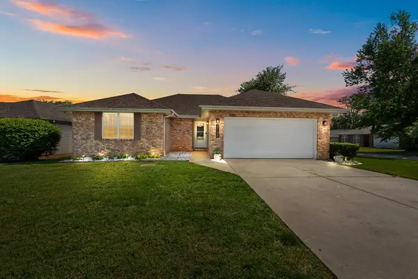 3106 E Huron Street, Springfield, MO 65804