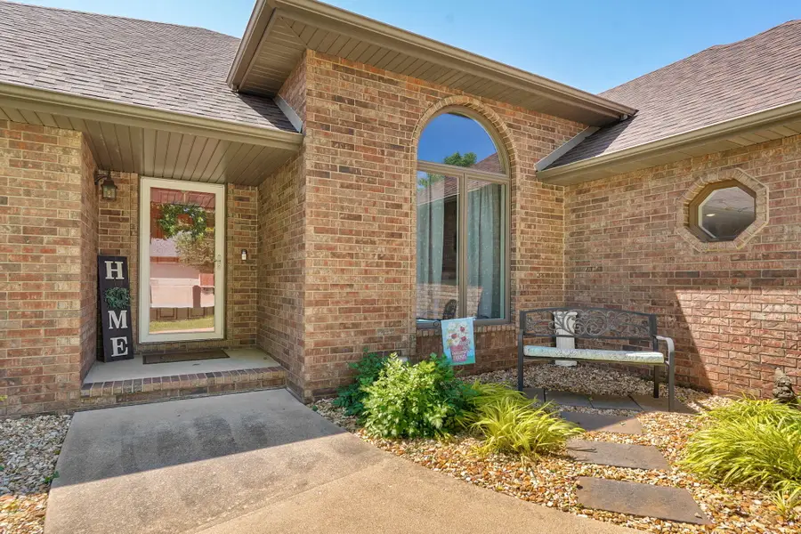 2170 E Sequiota Street, Springfield, MO 65804 - #2