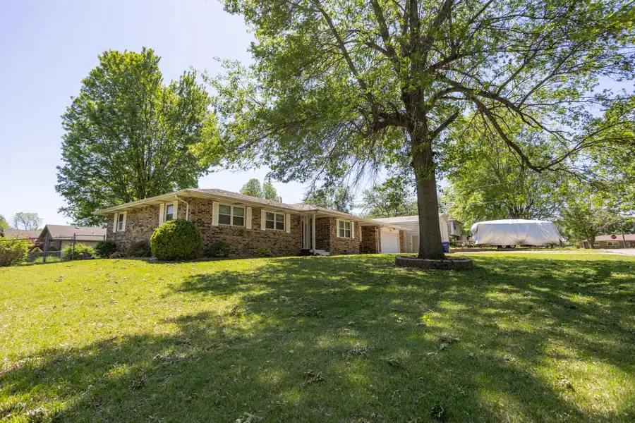 708 S Pine Avenue, Republic, MO 65738 - #2