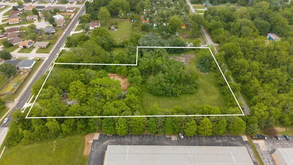 3260 W Nichols Street, Springfield, MO 65803