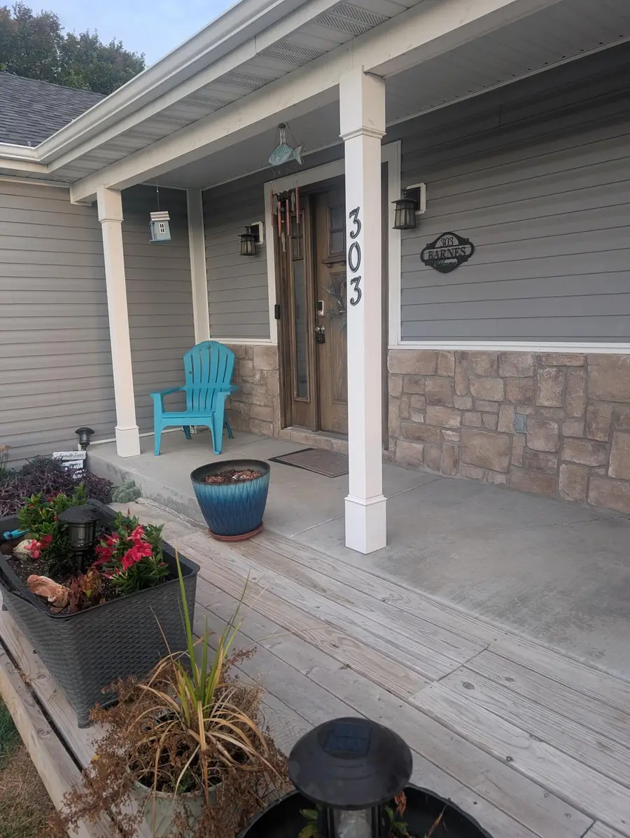 303 Melton Way, Cassville, MO 65625 - #2