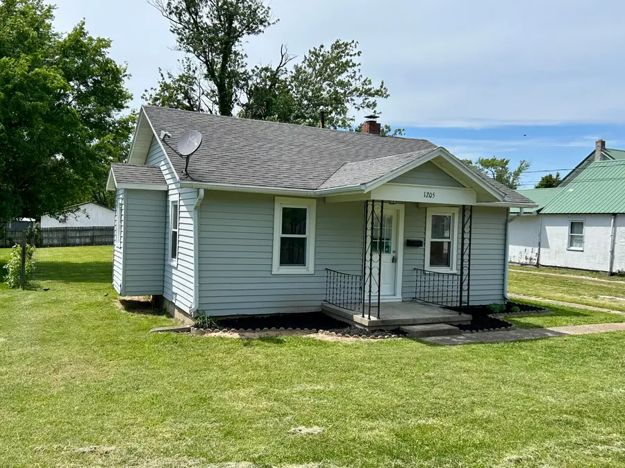1205 Julia Avenue, Mountain Grove, MO 65711 - #3
