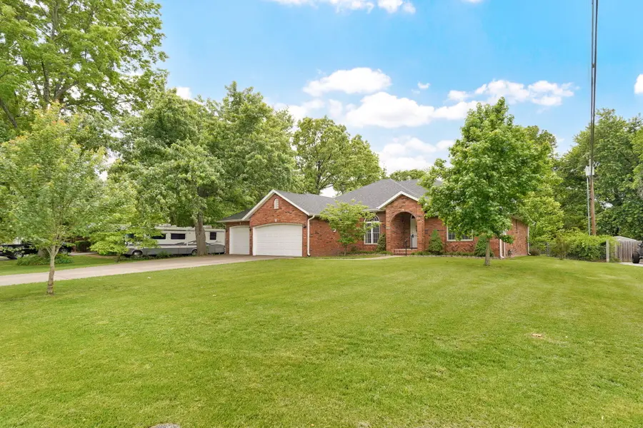 5757 S Foxboro Trail, Springfield, MO 65804 - #3