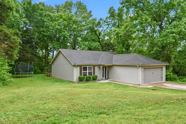 1022 Homestead Road, Merriam Woods, MO 65740