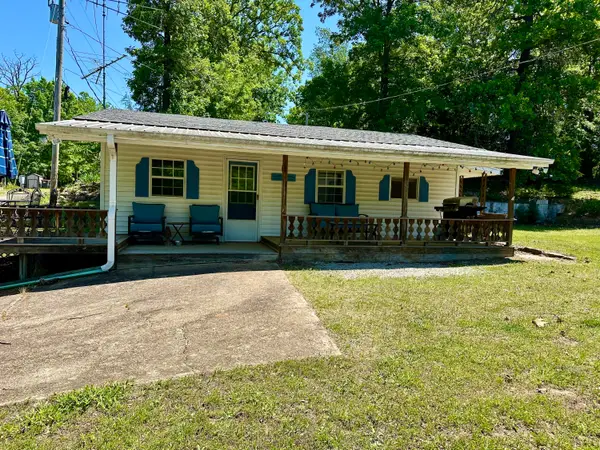 197 Paula Avenue, Protem, MO 65733