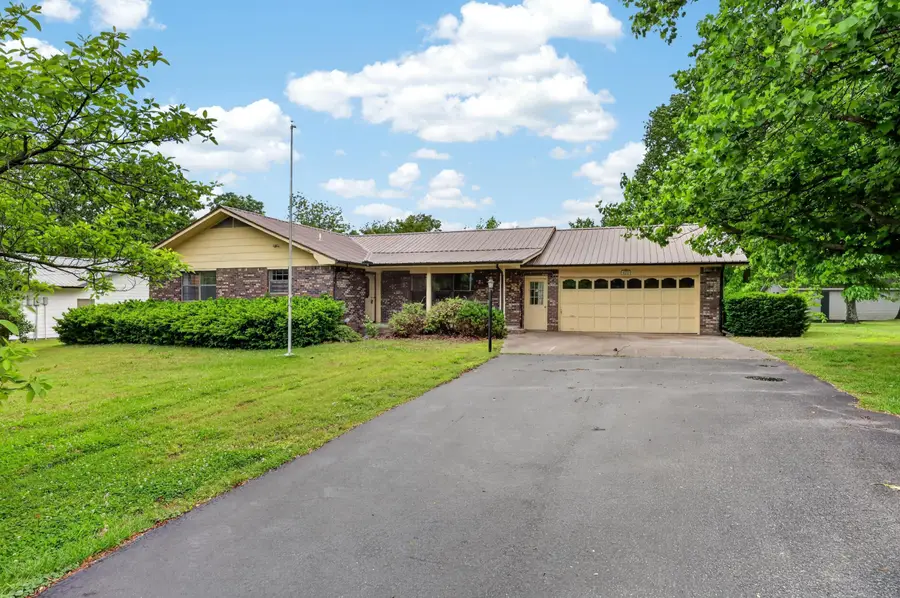 421 W South Street Street, Neosho, MO 64850 - #2