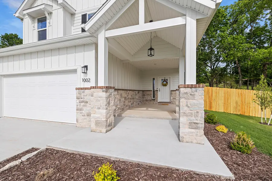1002 S Tara Way, Ozark, MO 65721 - #2