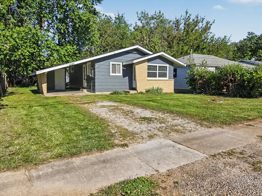 1007 N Park Avenue, Springfield, MO 65802 - #3