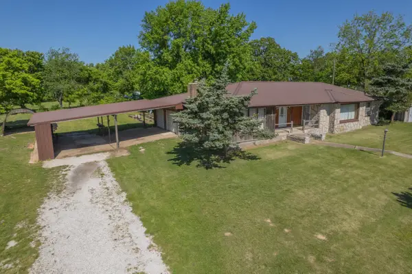 219 S Roy Hill Boulevard, Goodman, MO 64843