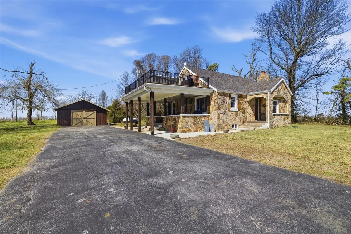 2015 S Farm Road 107, Springfield, MO 65802 - #1