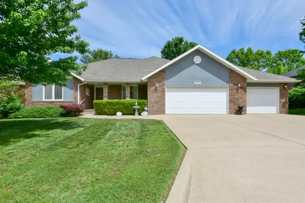 1603 E Bingham Street, Ozark, MO 65721