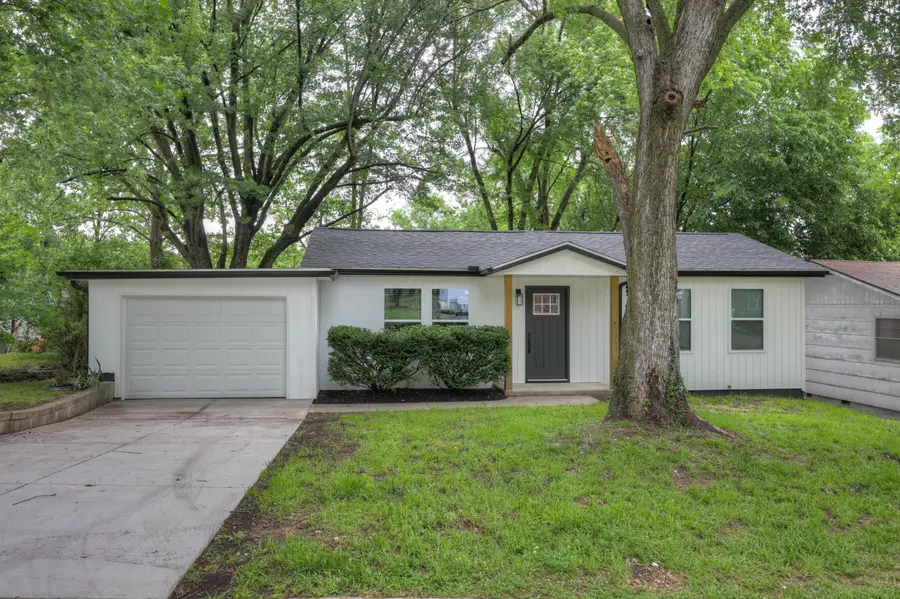 712 Pearl Street, Neosho, MO 64850 - #3