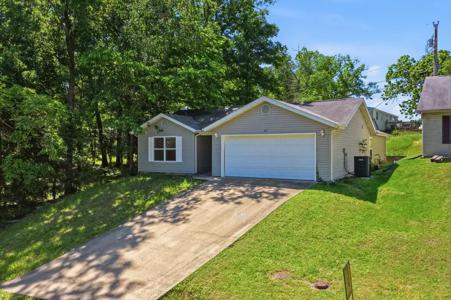 307 Hickory Street, Rockaway Beach, MO 65740 - #2