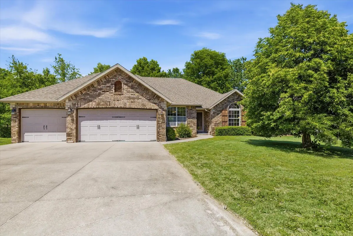 3277 W Cardinal Street, Springfield, MO 65810 - #1