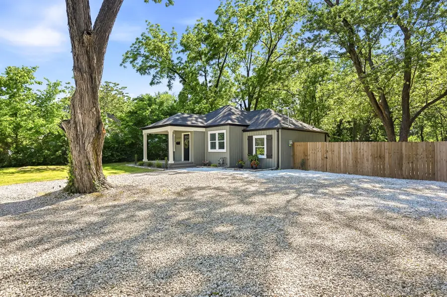 1231 S Lone Pine Avenue, Springfield, MO 65804 - #2