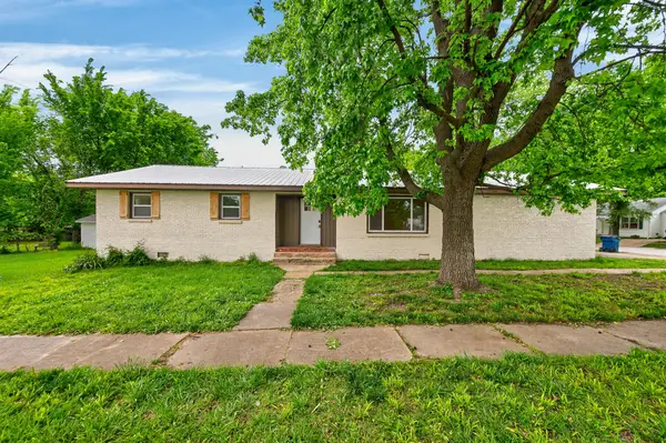 203 W Madison Street, Buffalo, MO 65622
