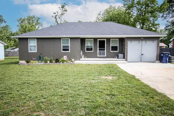 715 Hooker Drive, Buffalo, MO 65622