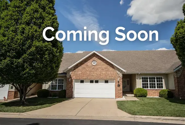 1376 N Sandy Creek Circle #3, Nixa, MO 65714