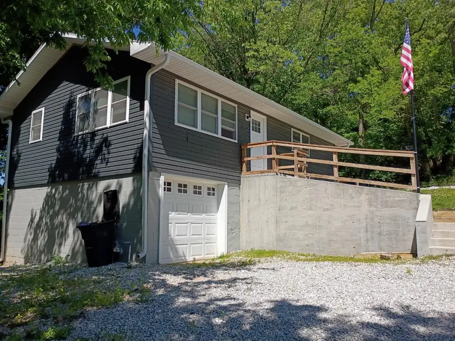 1903 Cherry Street, Seneca, MO 64865 - #2
