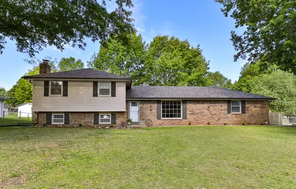 441 N Kyle Avenue, Republic, MO 65738