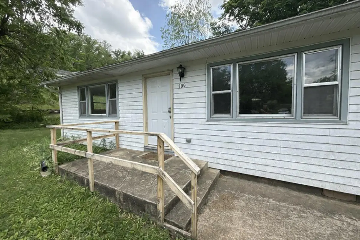 109 College Street, Van Buren, MO 63965 - #1