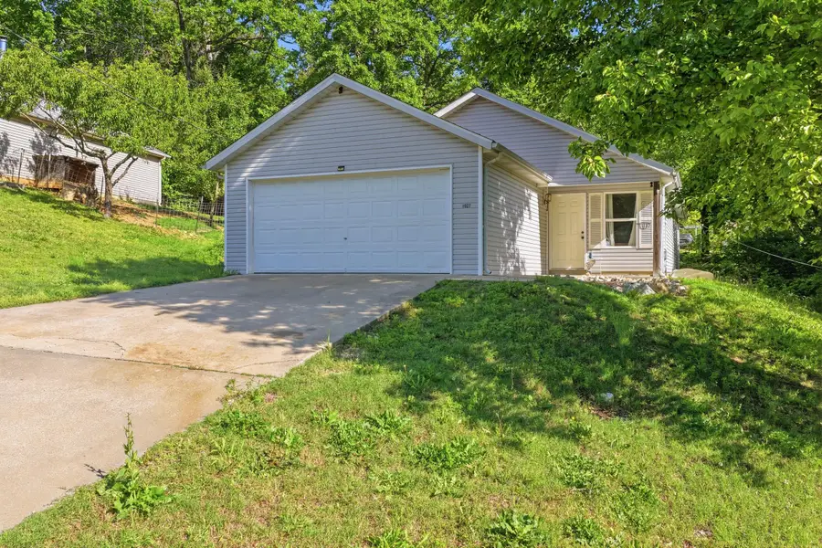1027 Meadow Lane, Merriam Woods, MO 65740 - #3