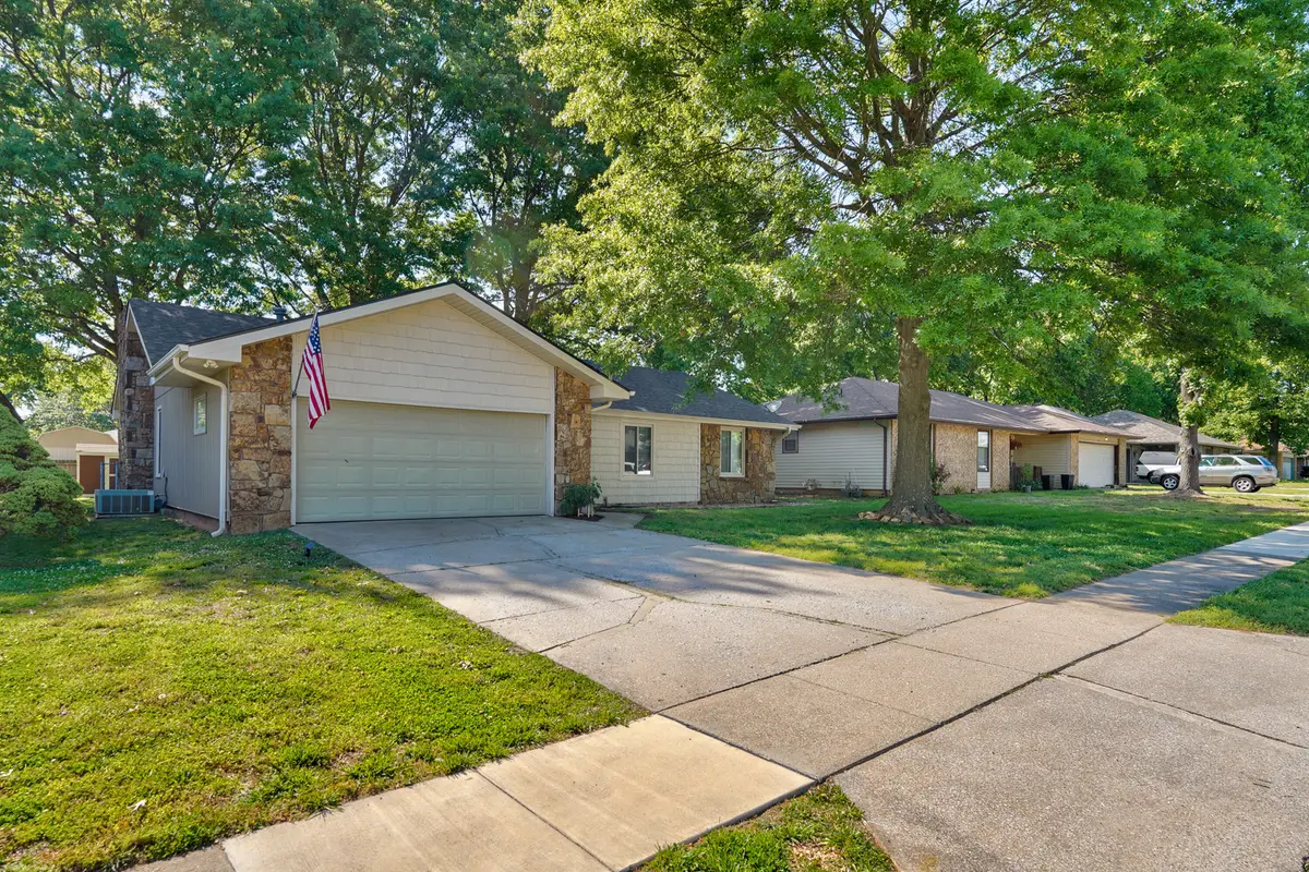 3267 S Benton Avenue, Springfield, MO 65807 - #1