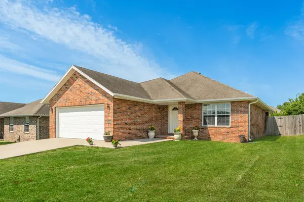 3519 S Glen View Avenue, Springfield, MO 65804