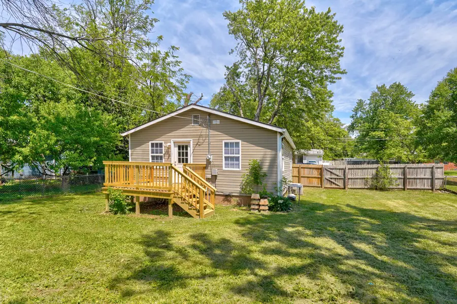2938 W Grand Street, Springfield, MO 65802 - #2