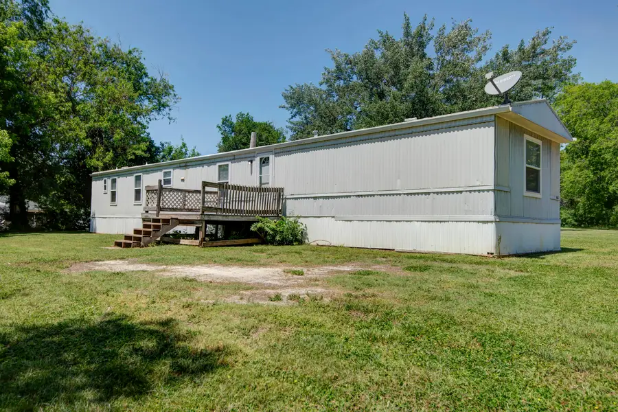 1105 S Golden Avenue, Springfield, MO 65802 - #3