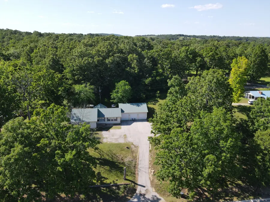 464 N Main Street, Salem, AR 72576 - #2