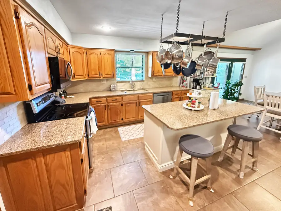 5212 Butterfield Drive, Loma Linda, MO 64804 - #3